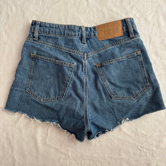 H&M Frayed Jean Shorts - Picture 2 of 4